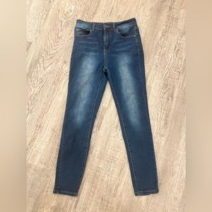 Tahari Jeans ⭐️FINAL PRICE DROP⭐️